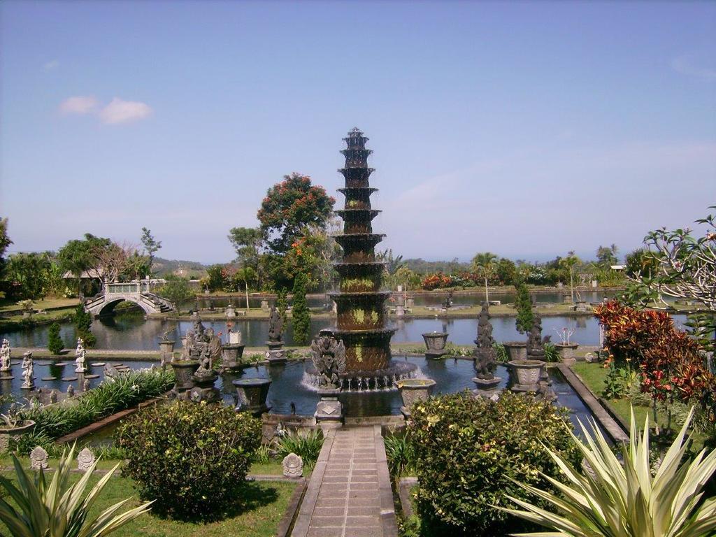 Bukit Asri Lodge Seraya Exterior photo